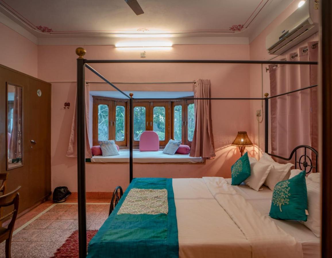 Hotel Ambavgarh Palace 烏代浦 外观 照片