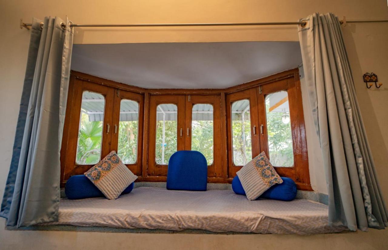 Hotel Ambavgarh Palace 烏代浦 外观 照片