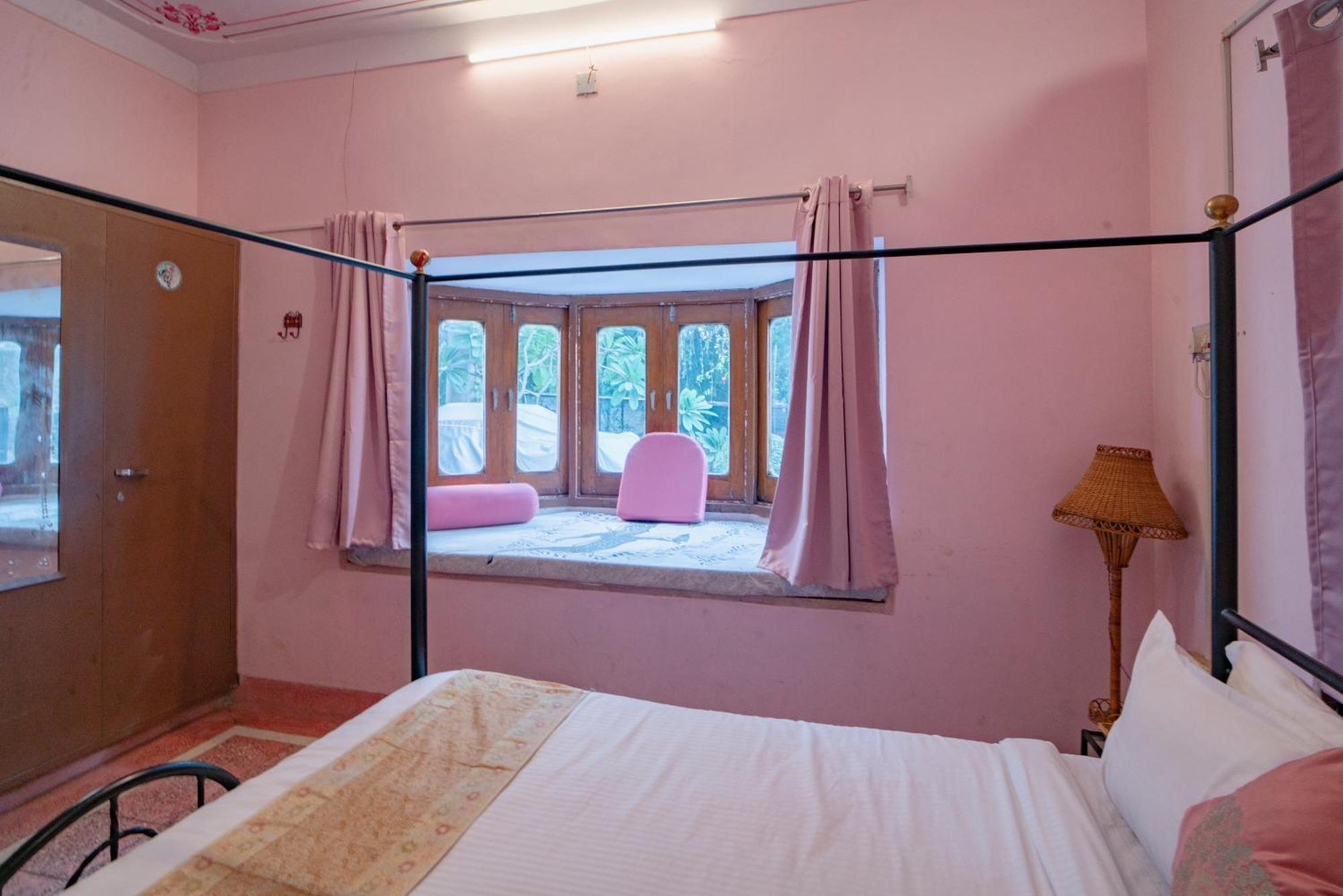Hotel Ambavgarh Palace 烏代浦 外观 照片