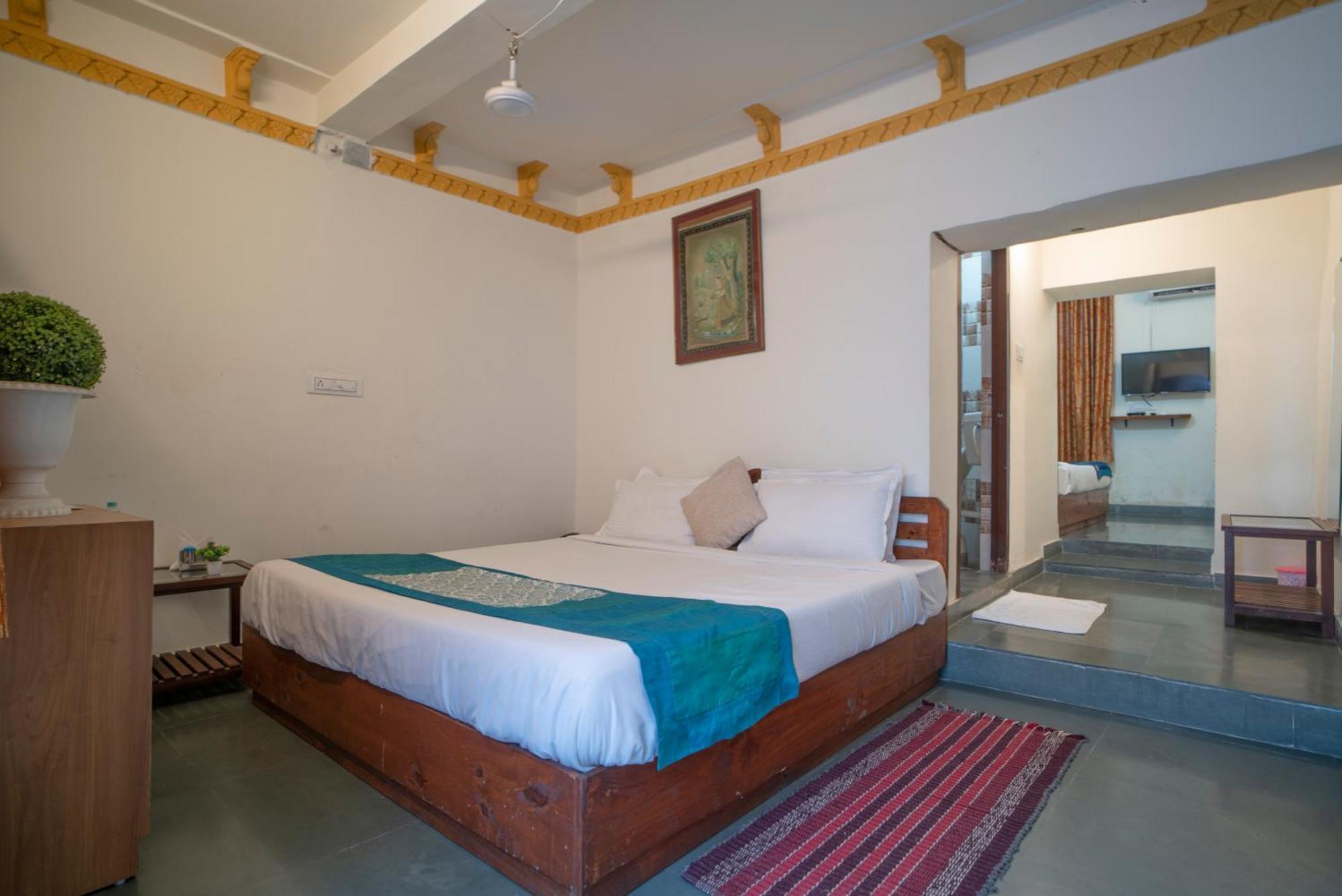 Hotel Ambavgarh Palace 烏代浦 外观 照片