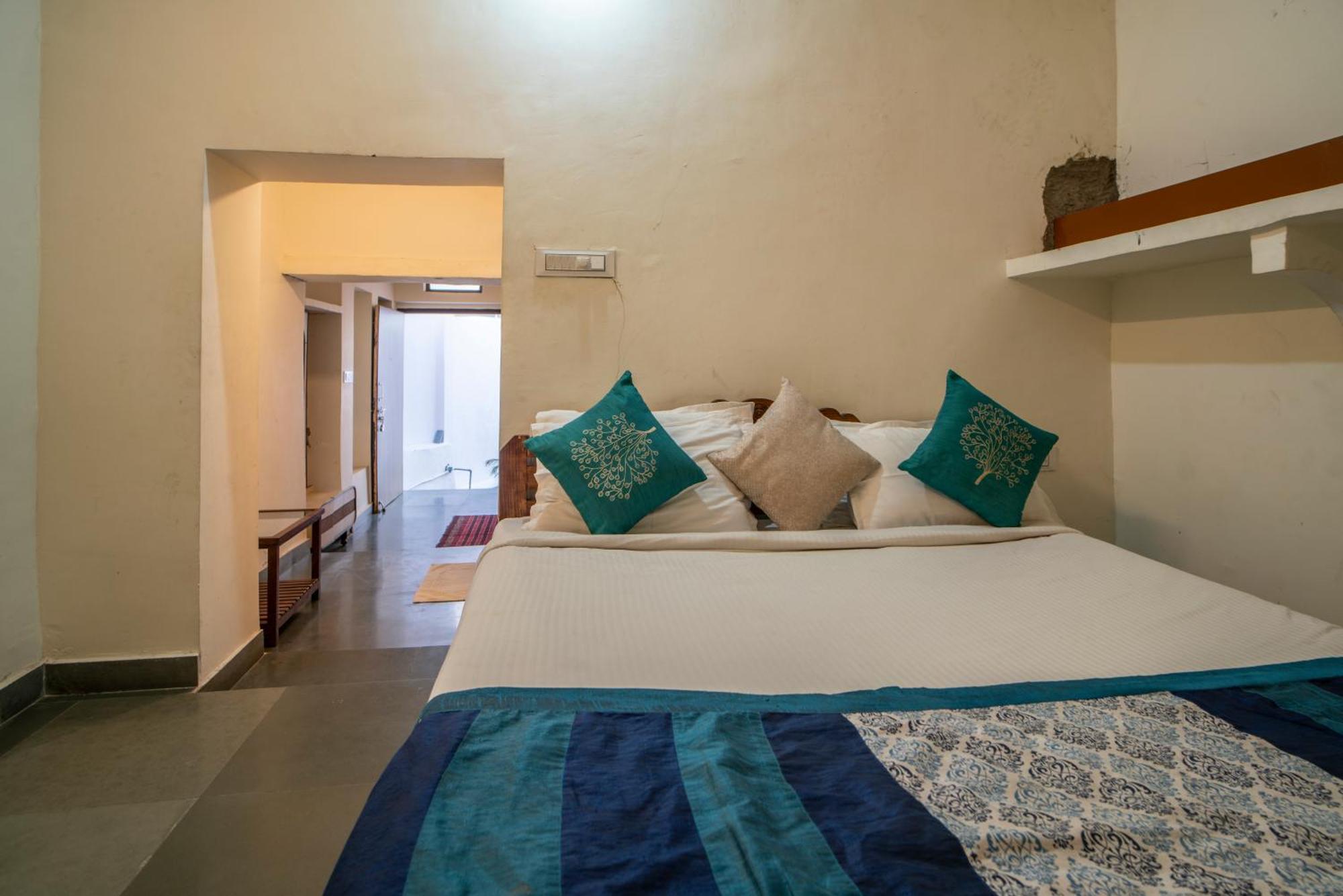 Hotel Ambavgarh Palace 烏代浦 外观 照片